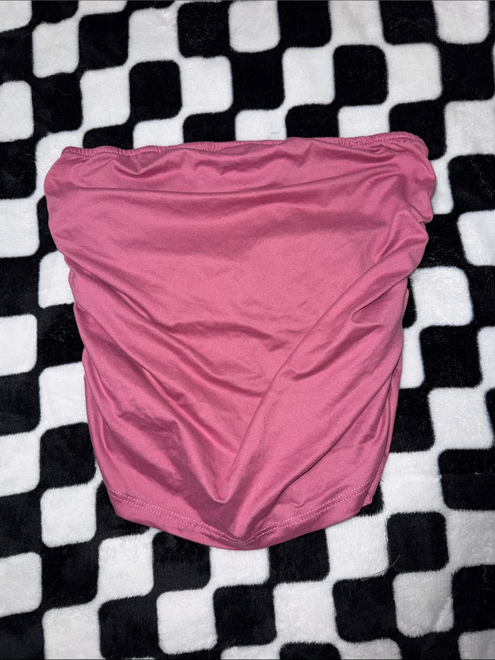 SHEIN Pink Curve Strapless Tube Top